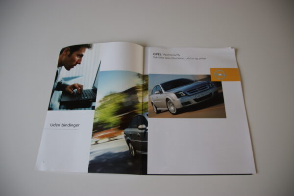 Opel Vectra GTS 2002 brochure/sales brochure - Image 3