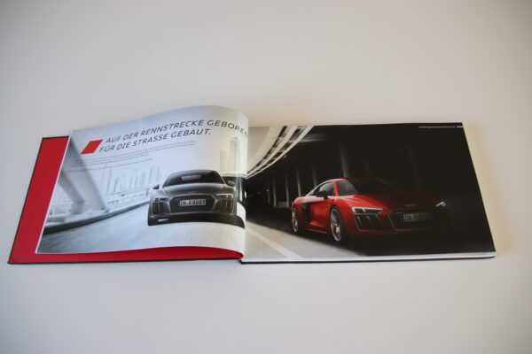 Audi R8 2016 brochure/sales brochure - Image 4