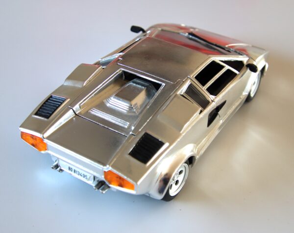 Lamborghini Countach 25 Anniversary silver paint - Image 10