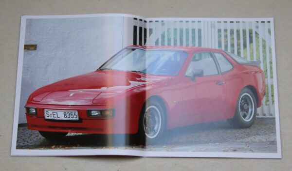 Porsche 944 brochure/sales brochure - Image 3