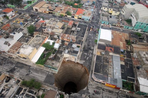 buracosgigantes-guatemala-TonoCosmos