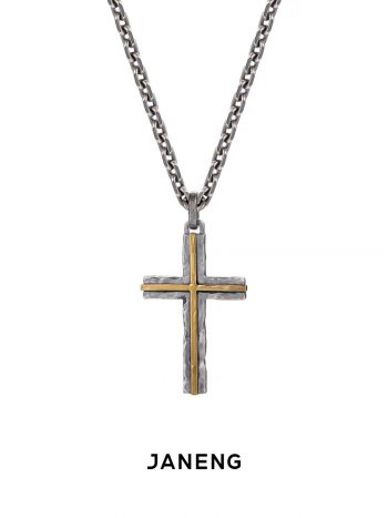 Vintage Fashion Sterling Silver Cross Necklace.