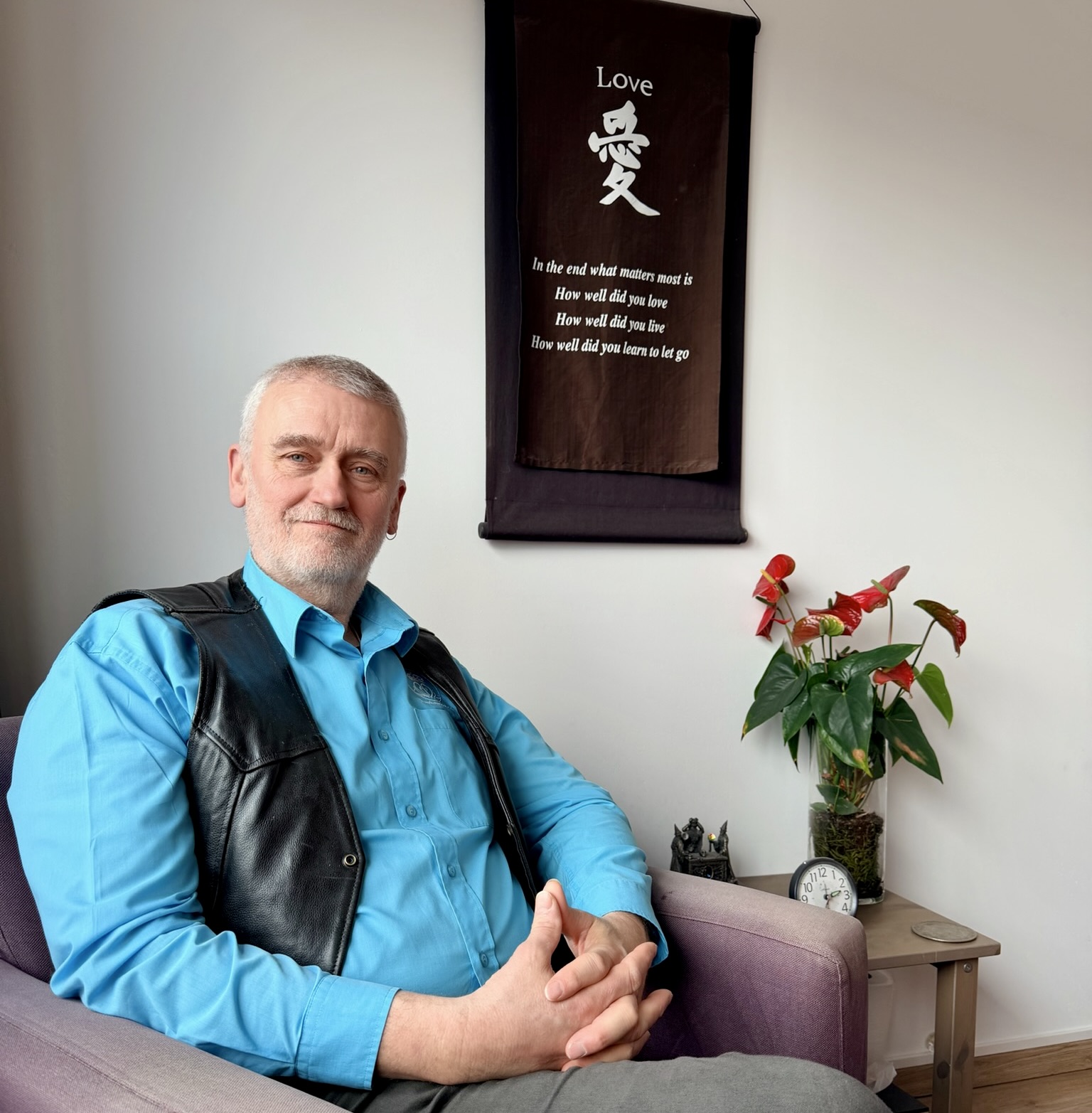 Coach Dennis Deridder