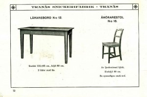 112 Lärarebord nr 12 och åhörarstol nr 16