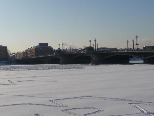 Bridge over the Neva