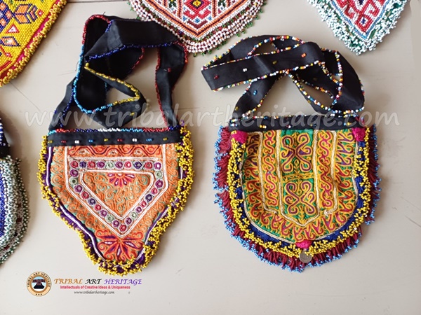 Kuchi Vintage Beaded Shoulder Bag - Image 4