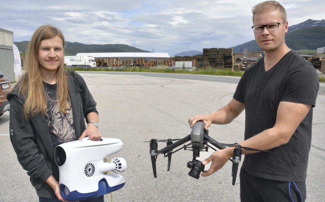 Eirik og Richard med droner