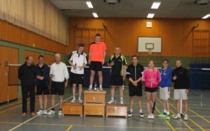 Björn gewinnt die Einzelmeisterschaft unserer Badminton Spielgemeinschaft