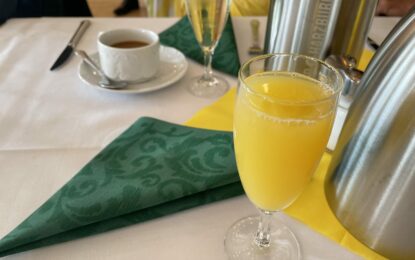 Endlich wieder alle zusammen – Mai-Brunch des TTC Grün-Gelb im “Eichenwald”!