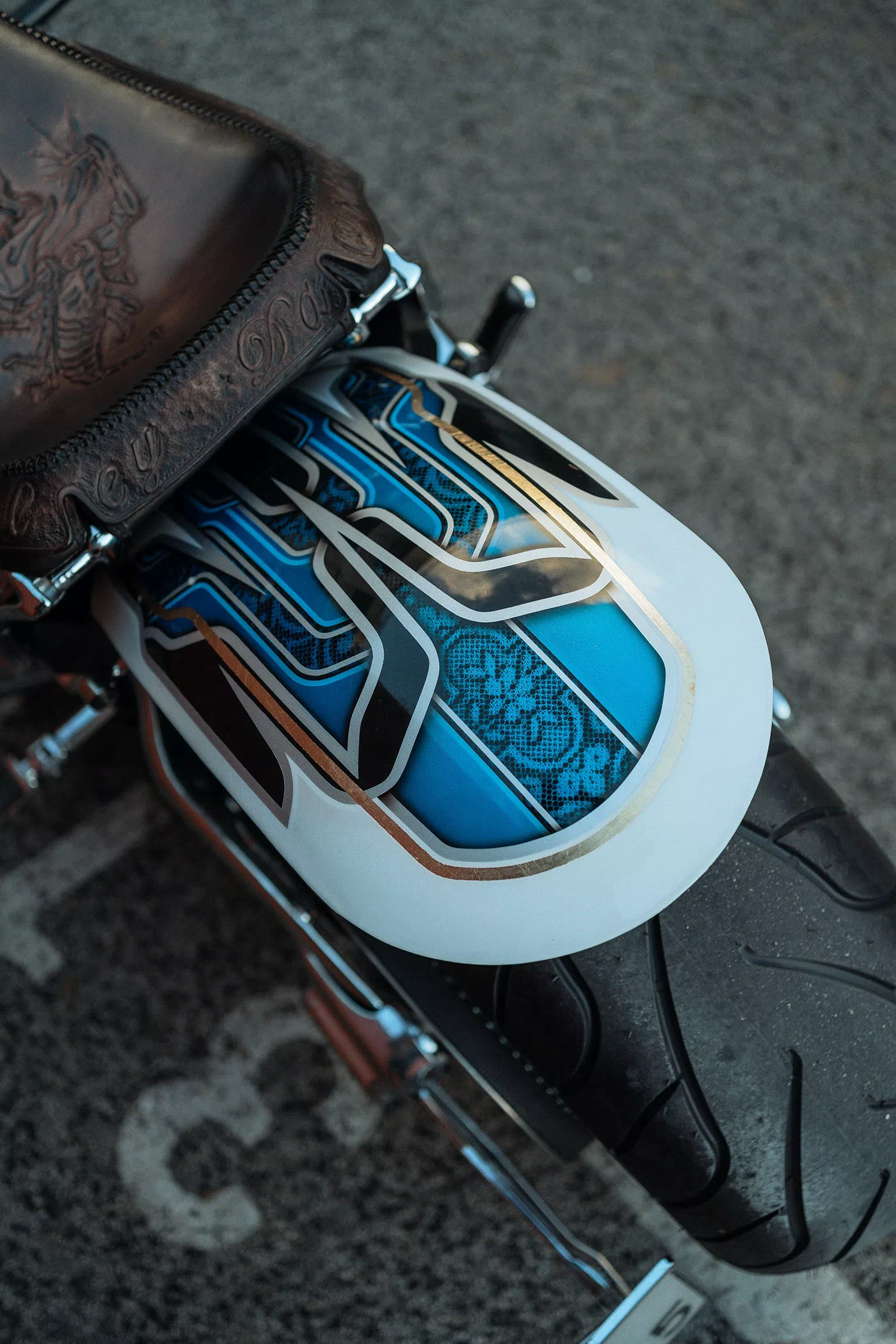 Unik-Motorcycles-Harley-Davidson-Rocker-DEEP-BLUE-023