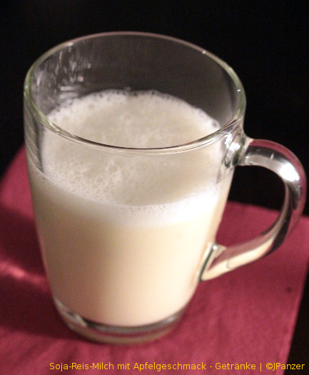 Soja-Reis-Milch mit Apfelgeschmack – Getränke