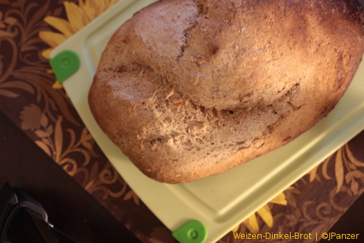 Weizen-Dinkel-Brot