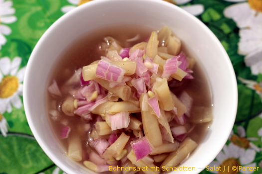 Bohnensalat mit Schalotten --- Salat