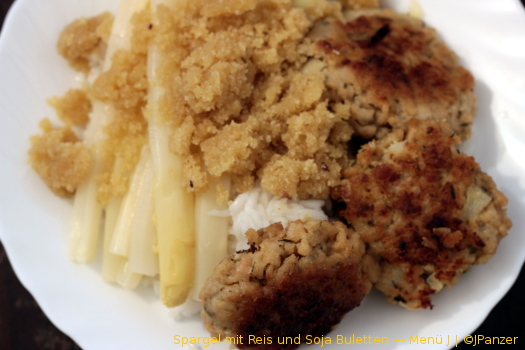 Spargel mit Reis und Soja Buletten