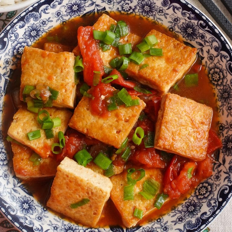 Vietnamese Tofu with Tomato Sauce