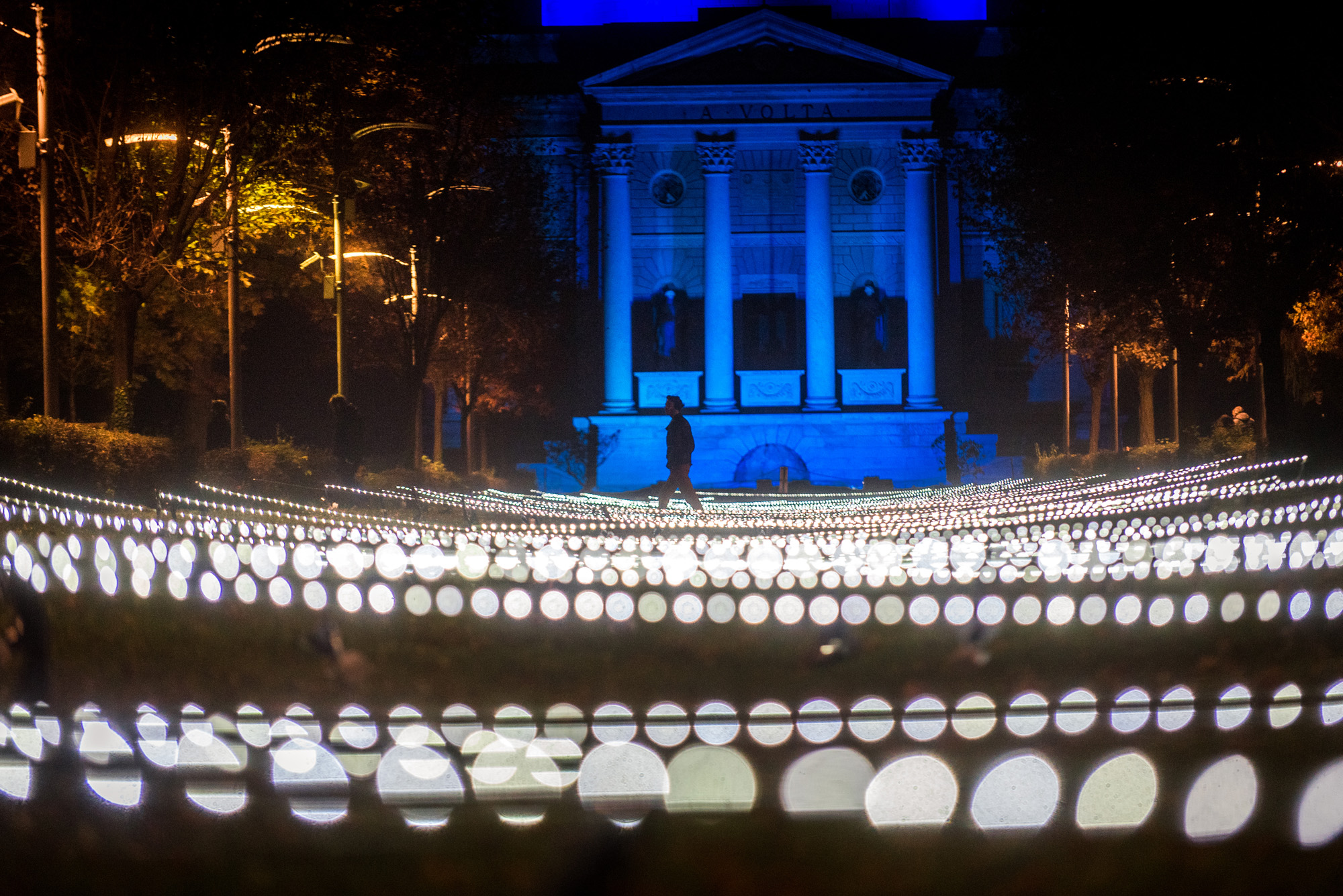 Como Tempio Voltiano installazione di 8208 Light Design Festival