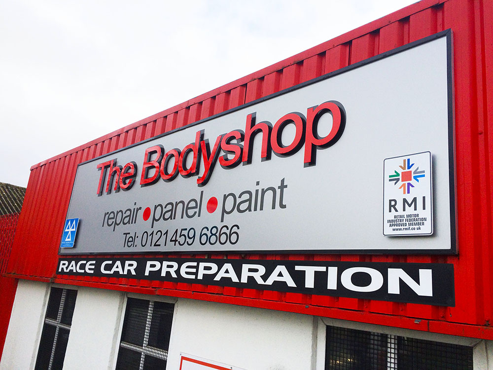 Retail Sign Graphics Retail Signs - Viable Graphics