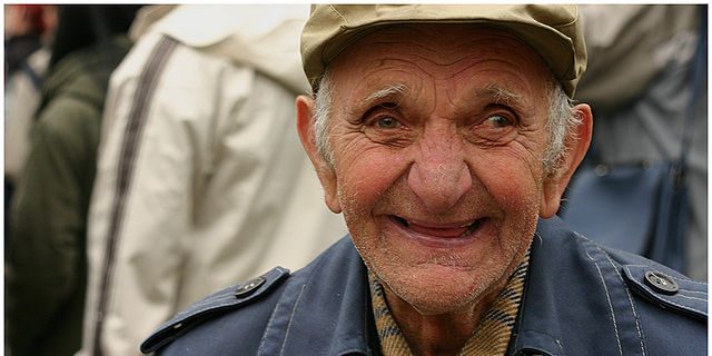 En spansk studie har undersökt 19 hundraåringar för att se vilka gemensamma egenskaper de delar. Optimism är en av dem: Foto: Wikipedia /Marg