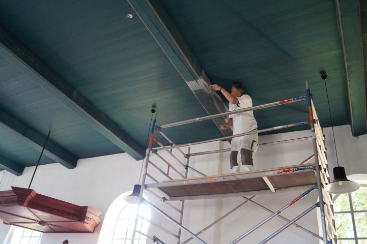 “Kleine” restauratie in de ned. Herv. Kerk.