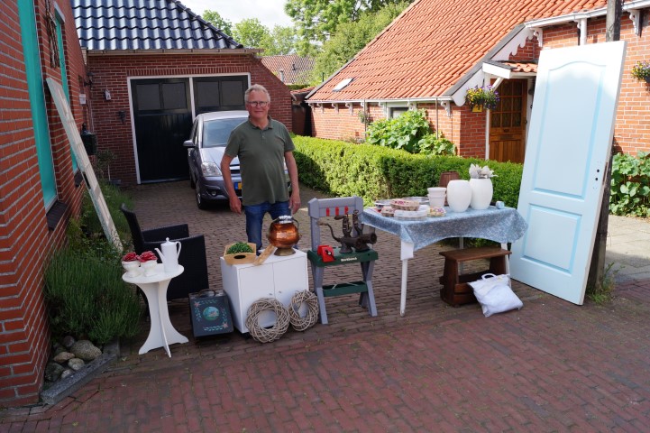 Een geslaagd Schuur-, garage- en stoepverkoop: