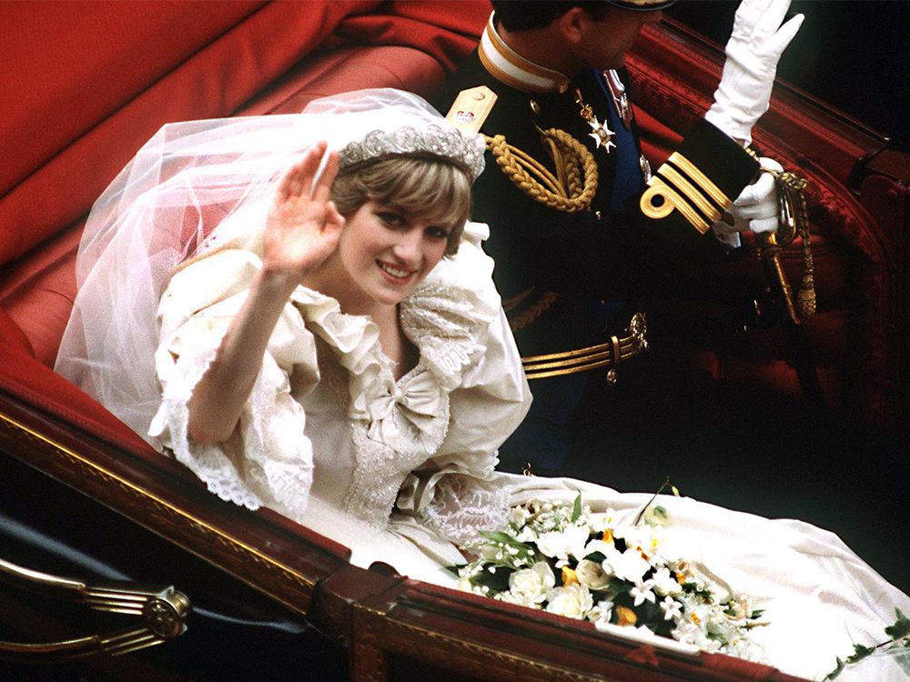 Princess Diana wedding dress