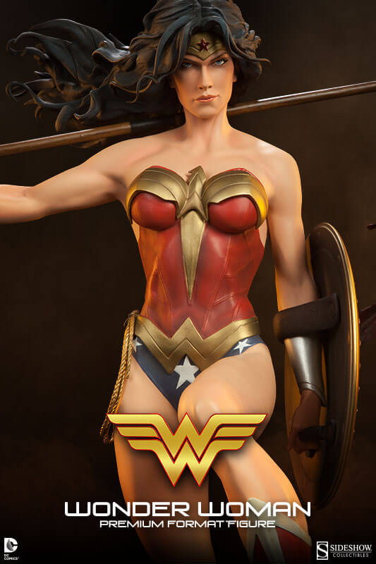 Wonder Woman detail armor