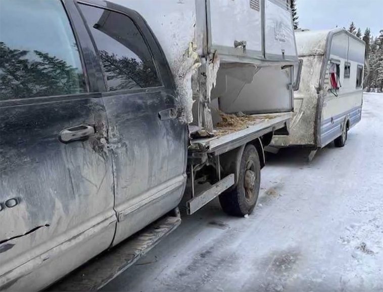 Draghunden Enka fortfarande försvunnen efter bilkraschen norr om Sälen