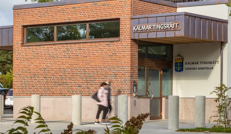 Kalmar-man utförde sexuella handlingar mot flickvännens hund – filmade allt