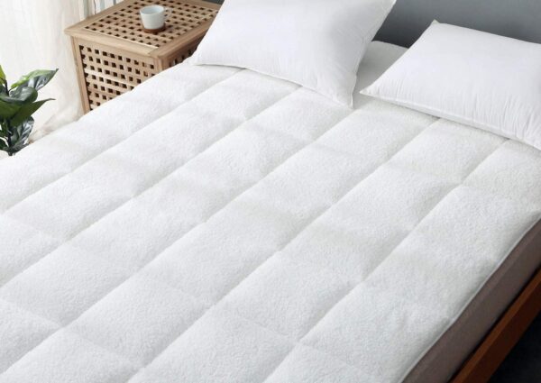 mattress Topper soft sherpa