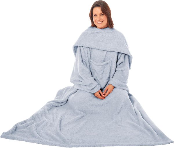 Wearable TV Blanket with Sleeves & Pocket - Voice7 UK