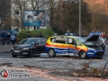 Unfall zwischen PKW und Organtransporter auf Sonderrechtsfahrt. Beide PKW Fahrer leicht verletzt.Drei Fußgänger ebenfalls verletzt. Einer davon schwer. Schwarzer Audi hatte Sonderrechte nicht wahrgenommen. Foto: Dominick Waldeck