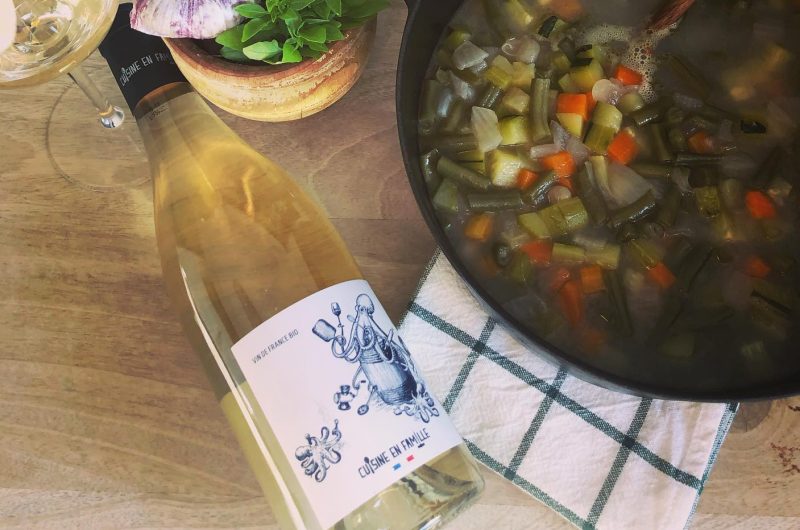 Cuisine en Famille Les Bras m'en tombent Blanc 2019 Vin de France.