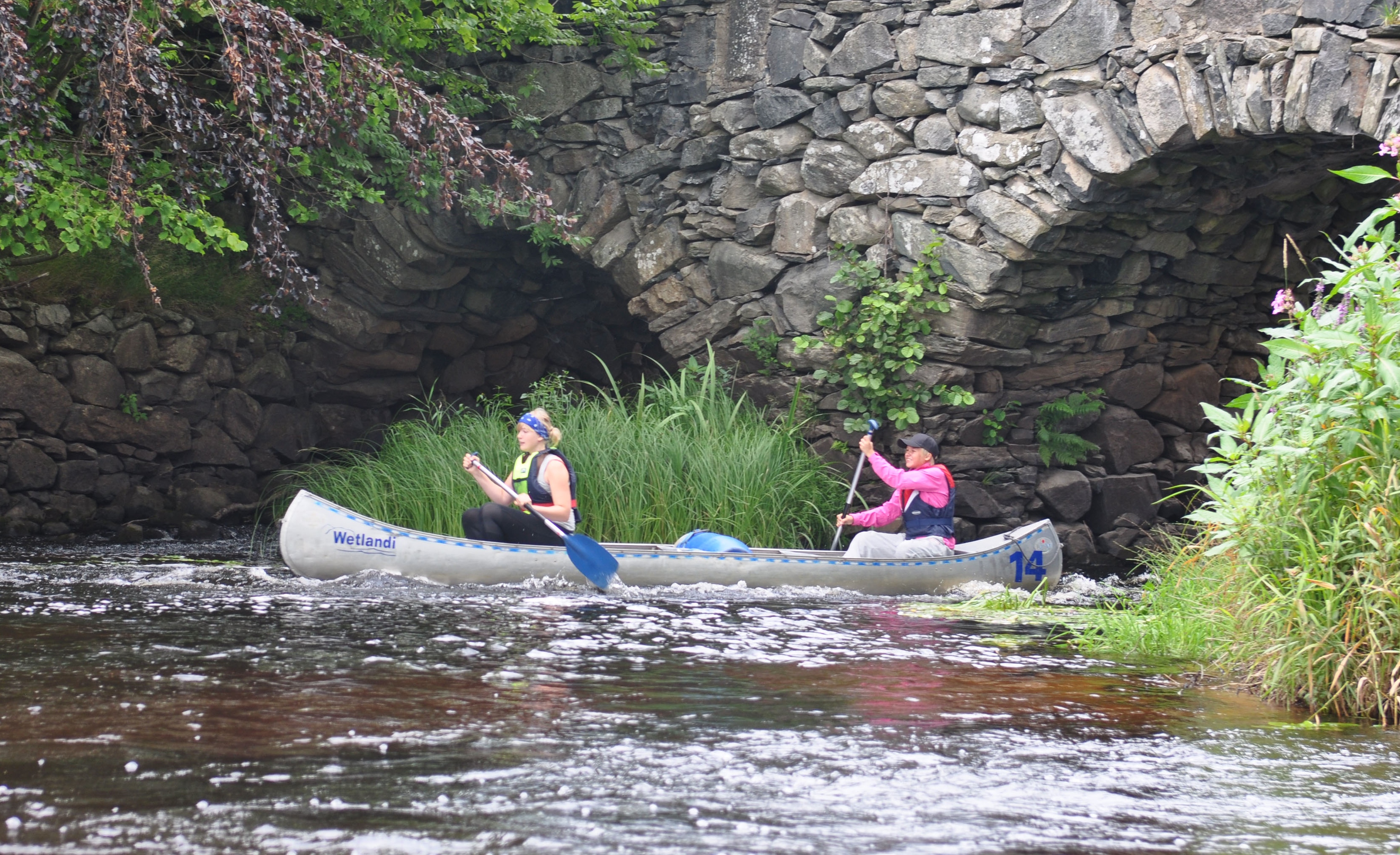 Kamalak tugaydigan joyda Kamalak tugaydigan joyda