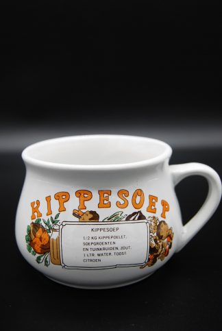 Vintage soepkom kippesoep met recept