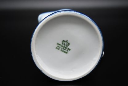 J Kronester Bavaria servies Melkkannetje wit met een blauwe rand