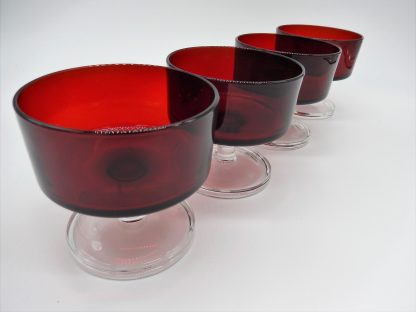 Vintage cavalier glas robinrood Luminarc