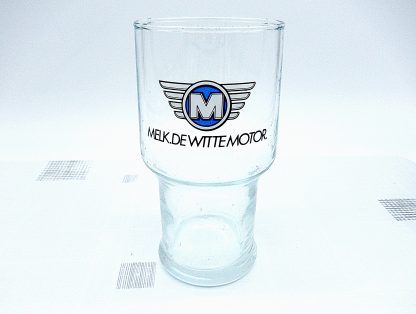 Vintage glas Melk de witte motor