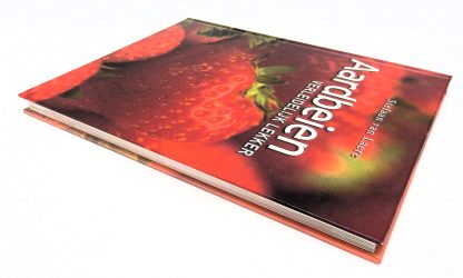 Boek met aardbeien in de hoofdrol - Aardbeien verleidelijk lekker, Stefaan van Laere- 9789077363126