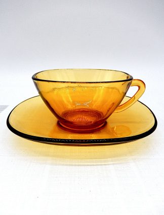 Vintage Vereco France koffiekopje en schotel amberkleur