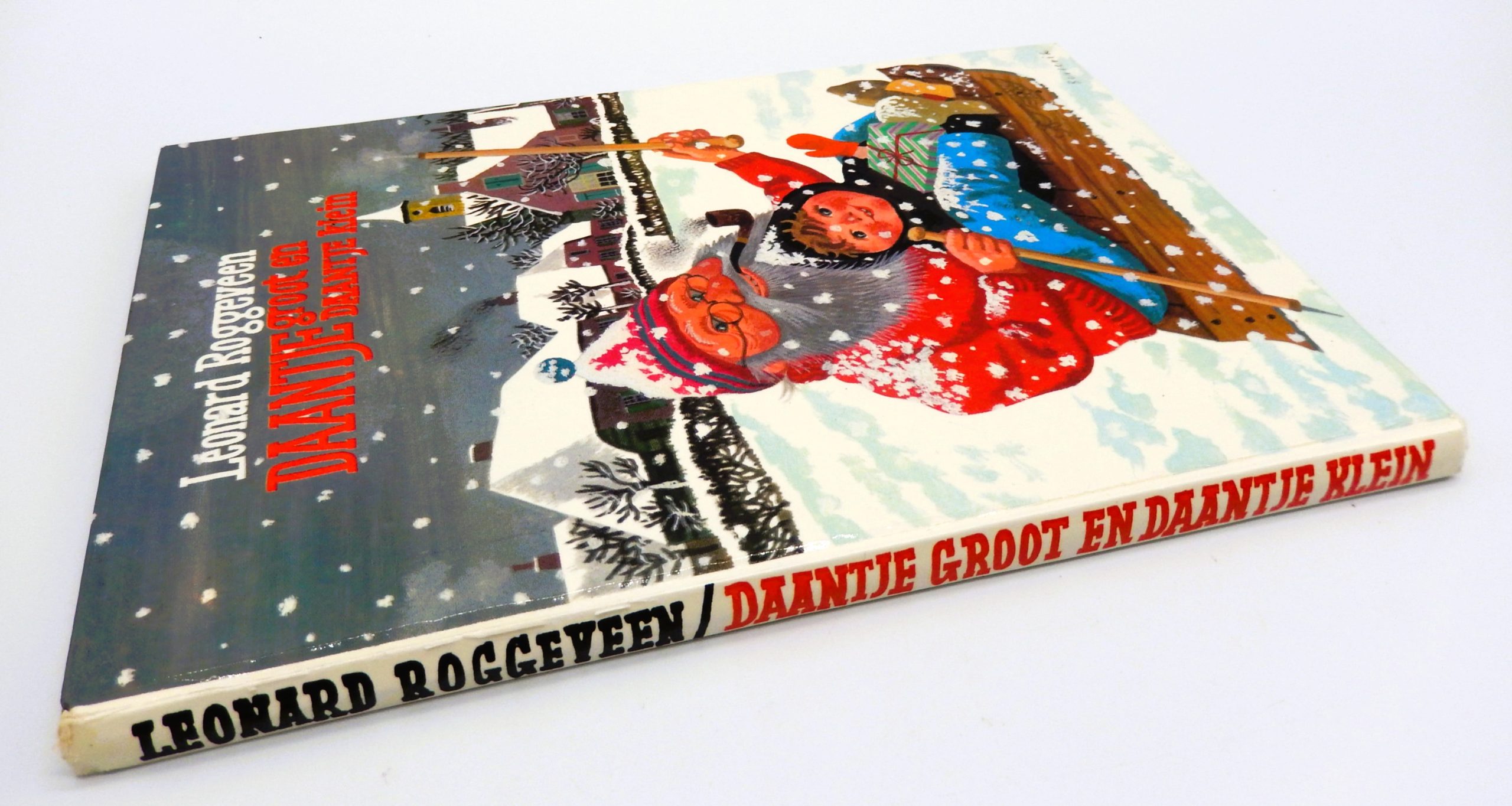 Vintage kinderboek 1973 - Daantje groot en Daantje klein -sneeuw, kerstboom en kerstmis - 9000014409 - Leonard Roggeveen