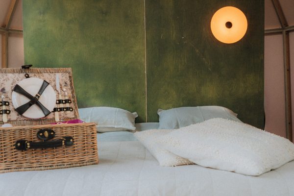 willowhideaway_interieur_cabin_bed
