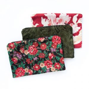 Pencil Case Christmas Flowers - Design by Willwa