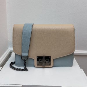 Leather bag Russia in two tone vanilla/icy blue