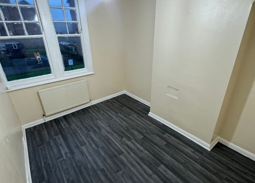 2 bedroom to rent in Hackney