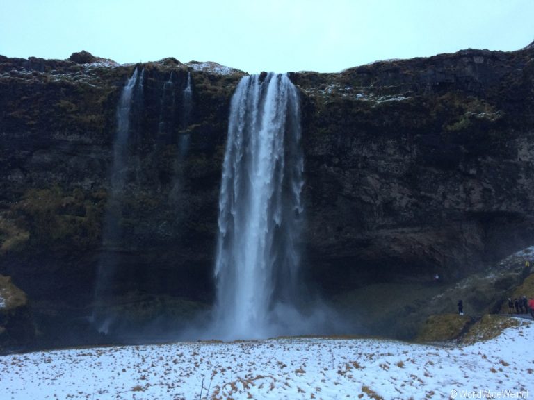 Island, Seljalandsfoss