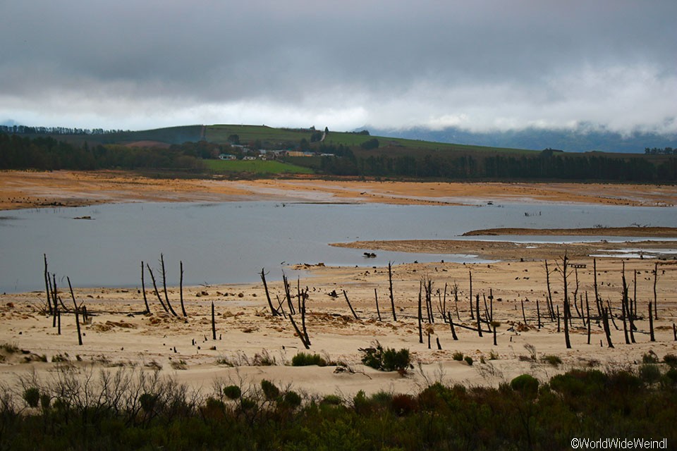 Südafrika 1735- Stausee (wasserreservoire)