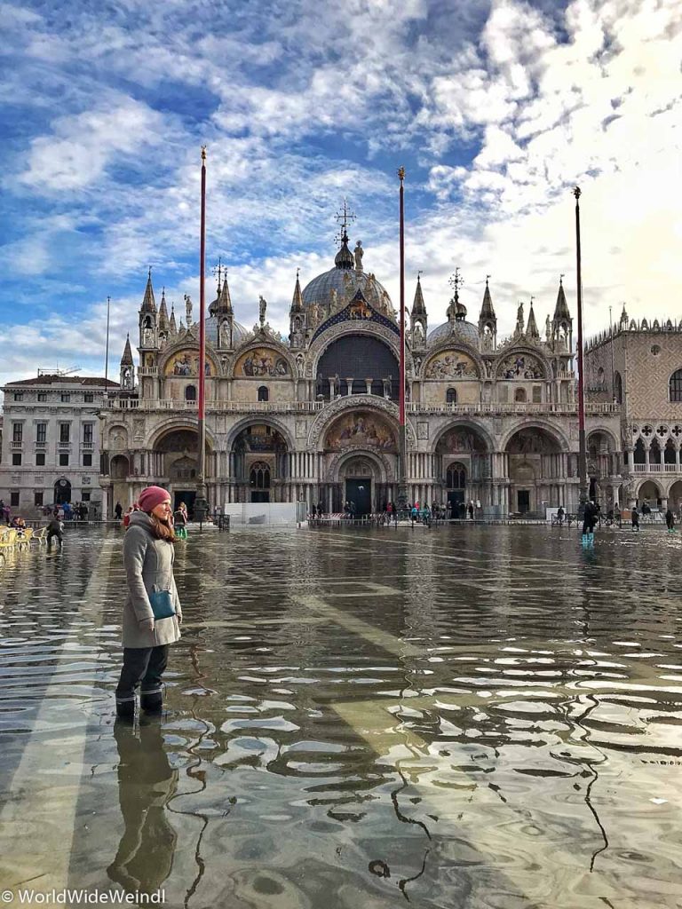 Venedig_Venezia-23e_Markusplatz (La Piazza die San Marco) zu Acqua Alta