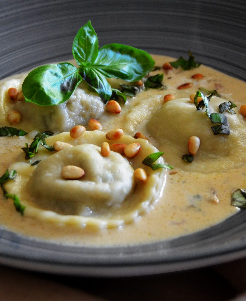 Ravioli mit Ziegenkäse-Champignon-Füllung ... - Notizen aus der Provinz