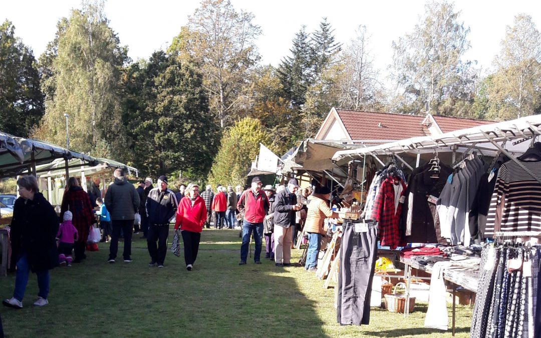 Välbesökt Höstmarknad i Backaryd