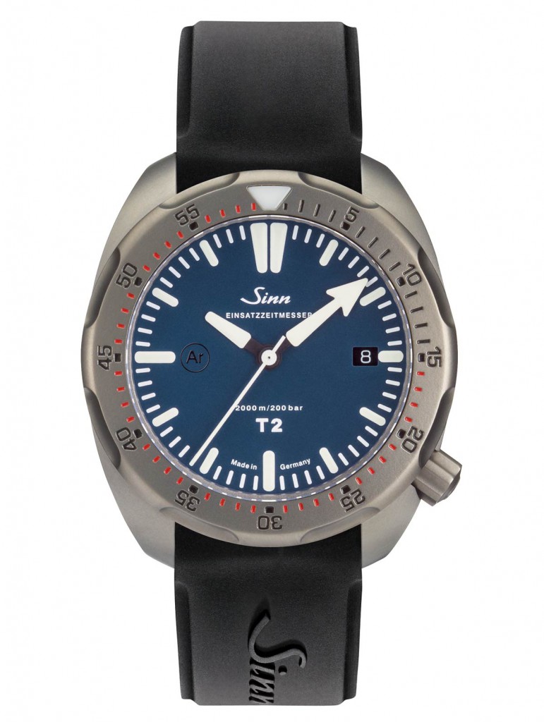 SIinn_T2_B-front-black